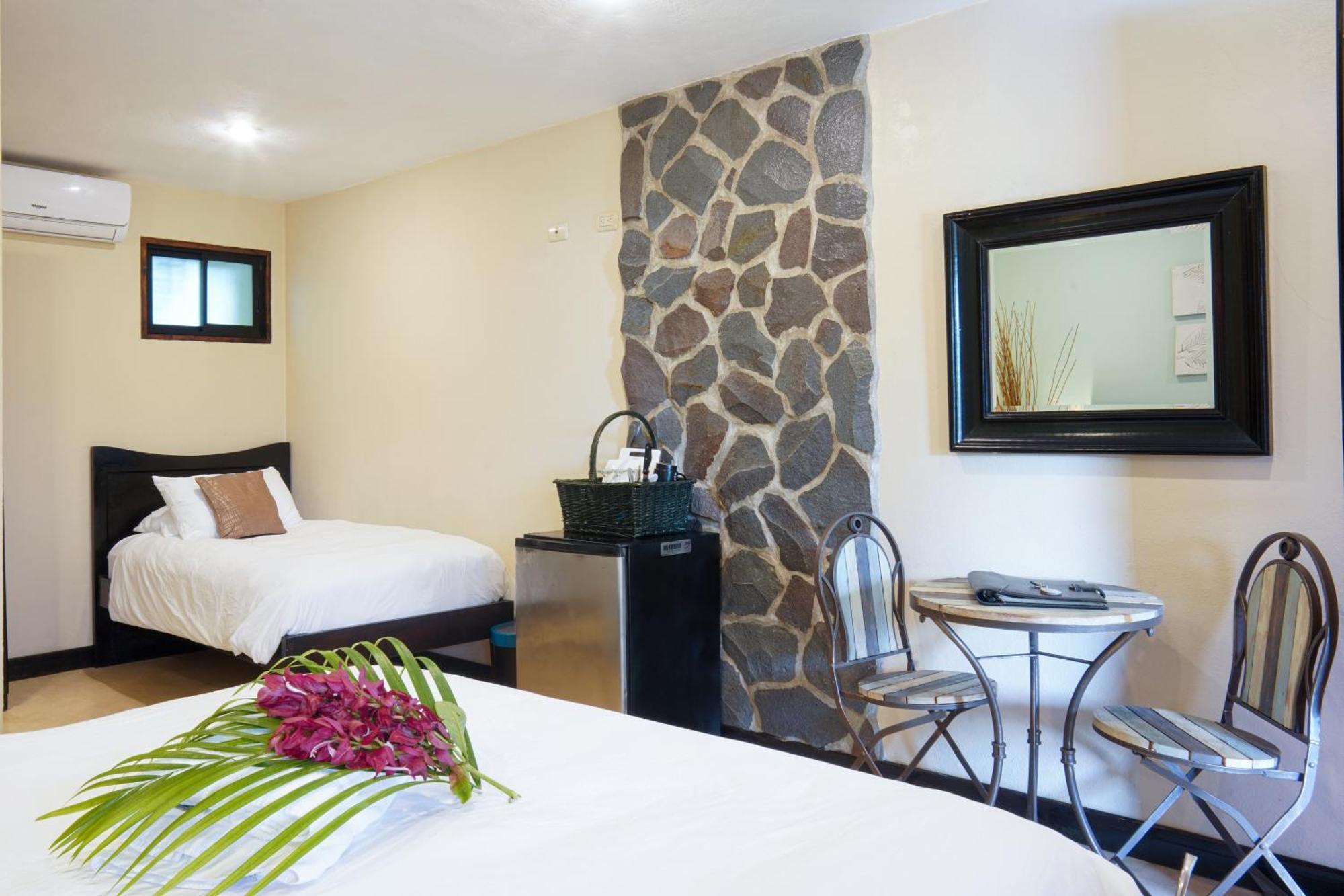 Отель Casa Marbella Playa Santa Teresa  Экстерьер фото