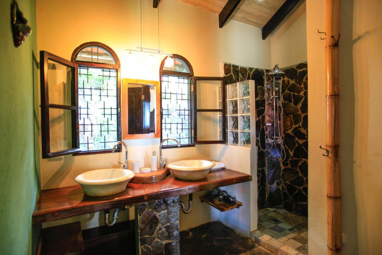 Отель Casa Marbella Playa Santa Teresa  Экстерьер фото